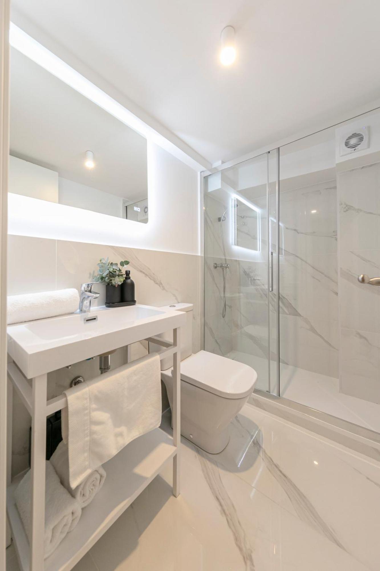 Isg Apartments Conde Negro 10 세비야 외부 사진