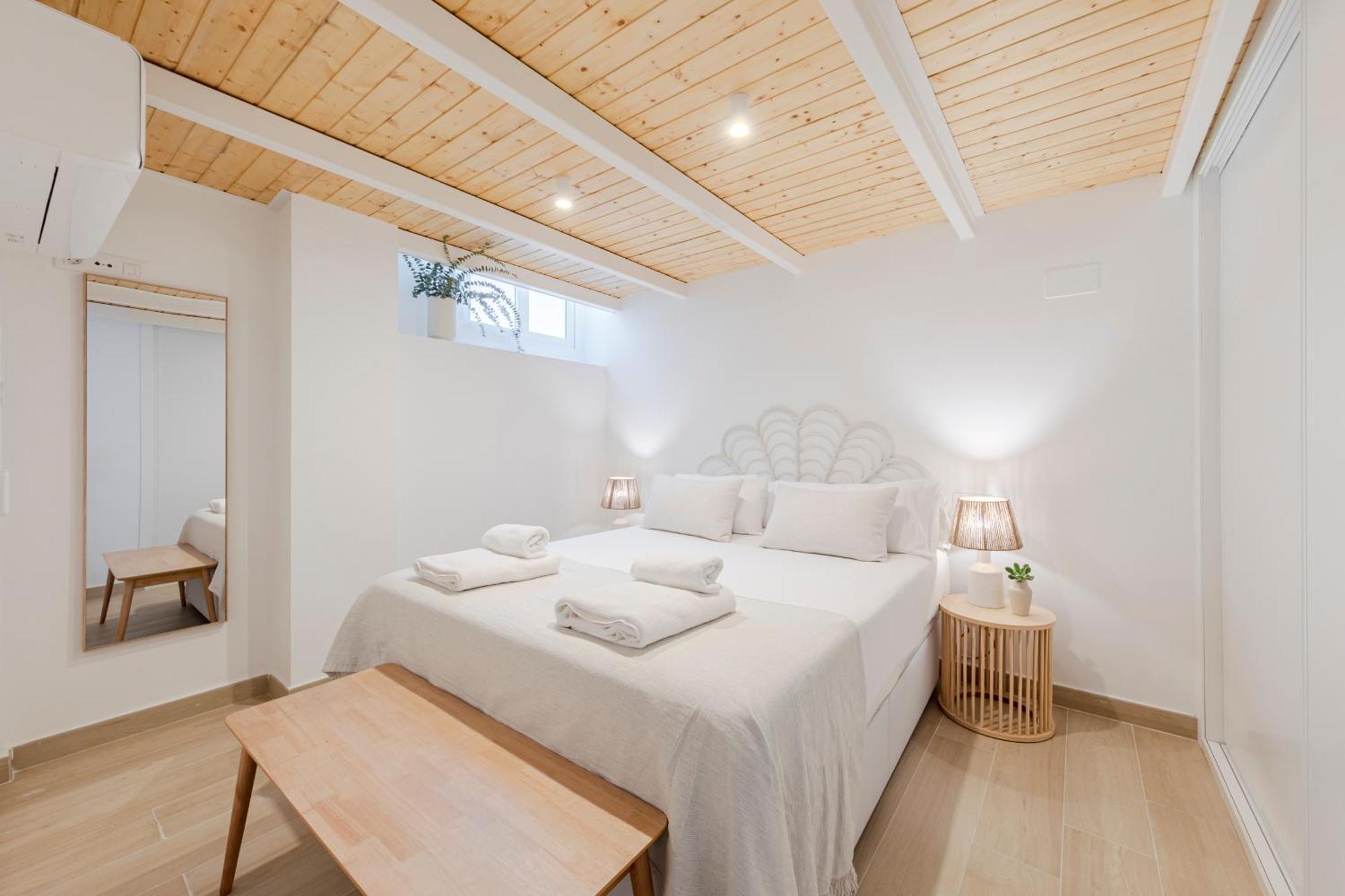 Isg Apartments Conde Negro 10 세비야 외부 사진
