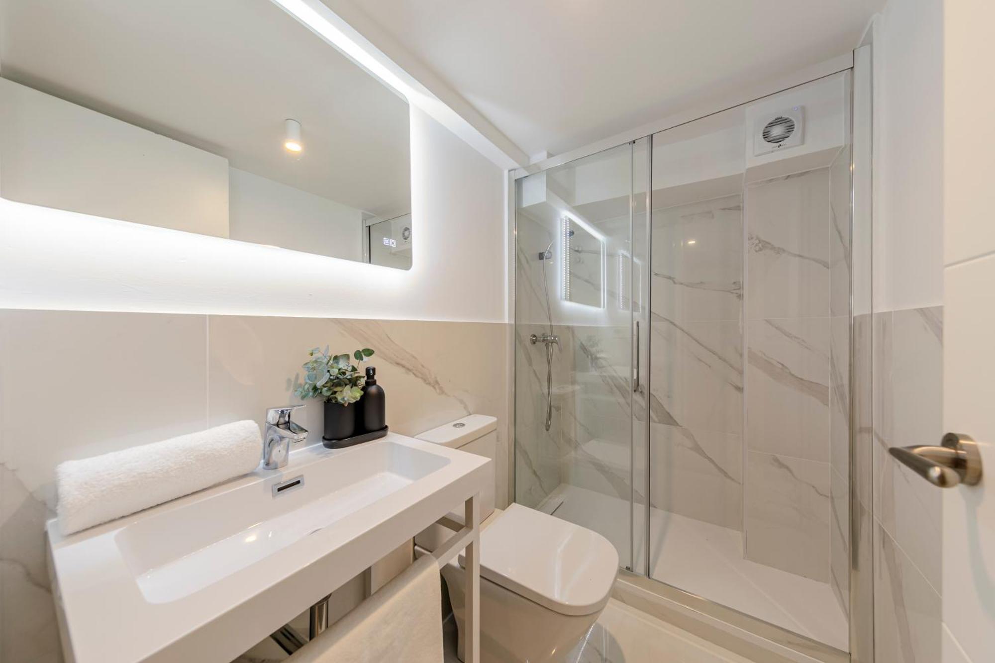Isg Apartments Conde Negro 10 세비야 외부 사진